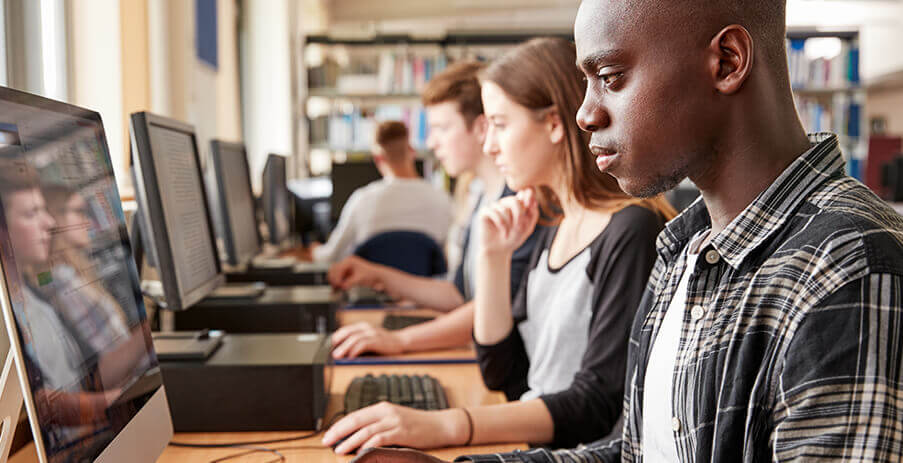 Etudiants en plein travail